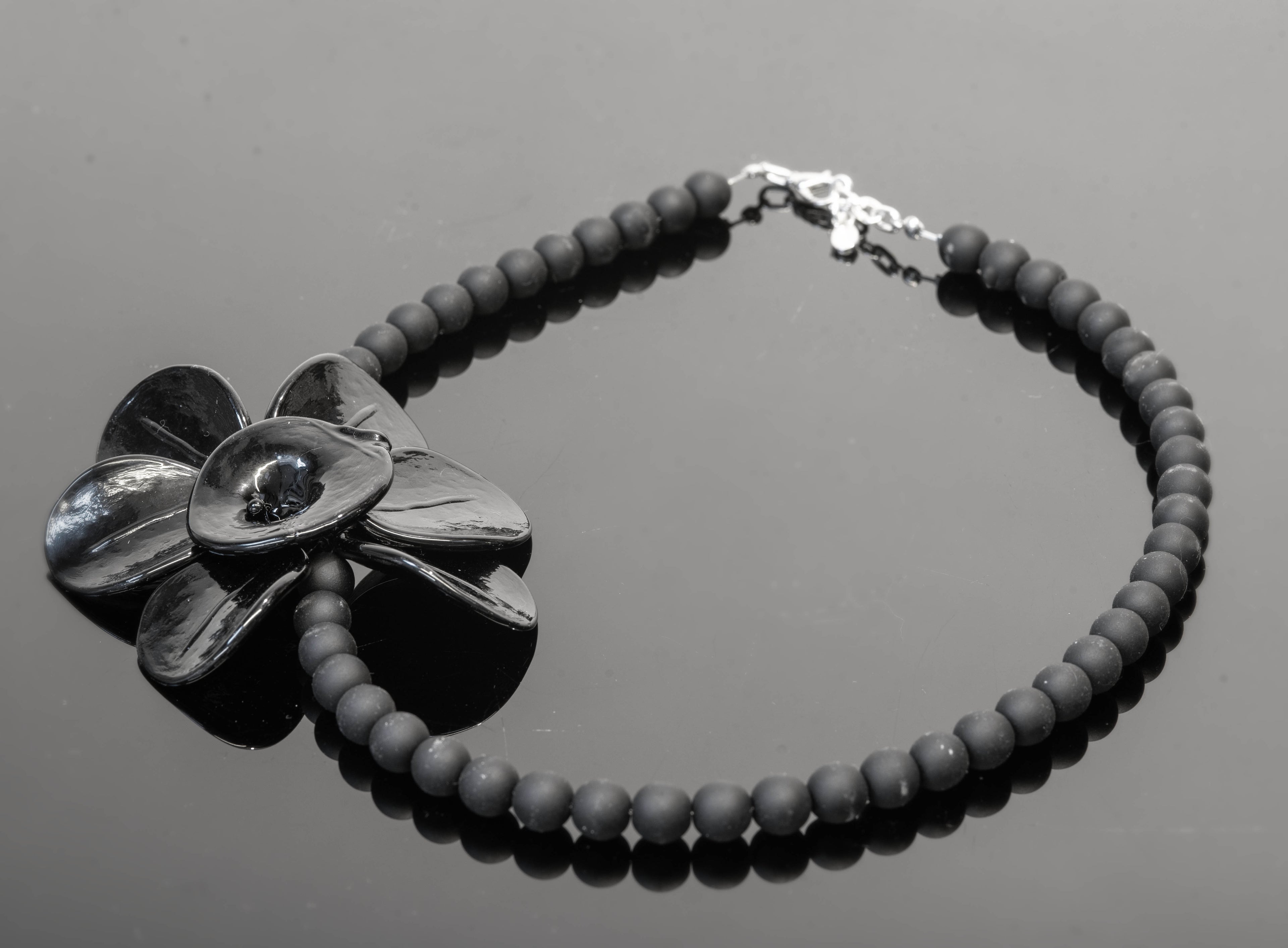 Murano necklace, black glass beads, Venetian jewelry, flower necklace, Italian jewelry, handmade necklace, glass jewelry, black necklace, gift for her, statement piece, boho necklace, artisan jewelry, Made in Italy