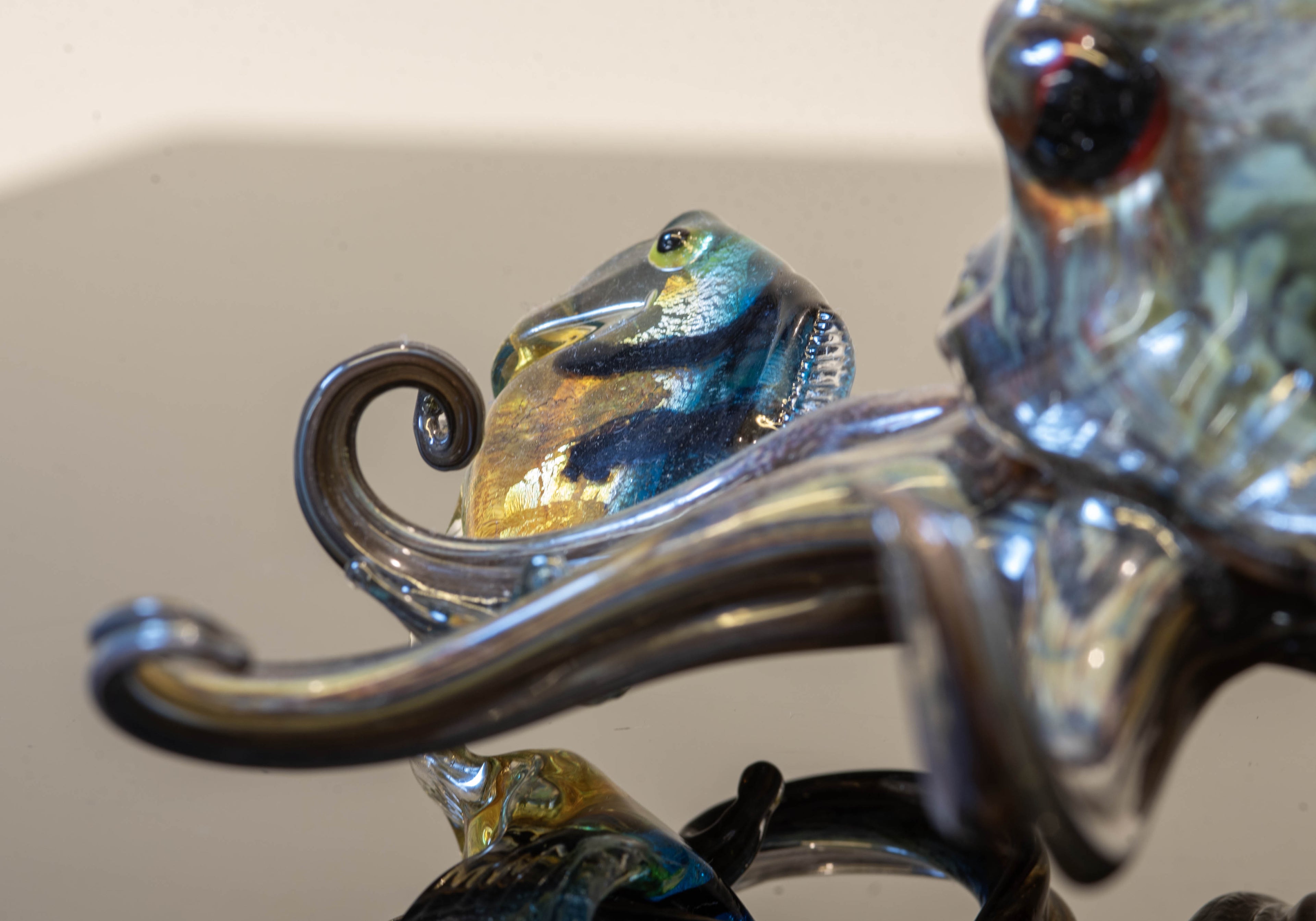 Handblown Murano Glass Octopus and Fish Sculpture – Marine Life Art