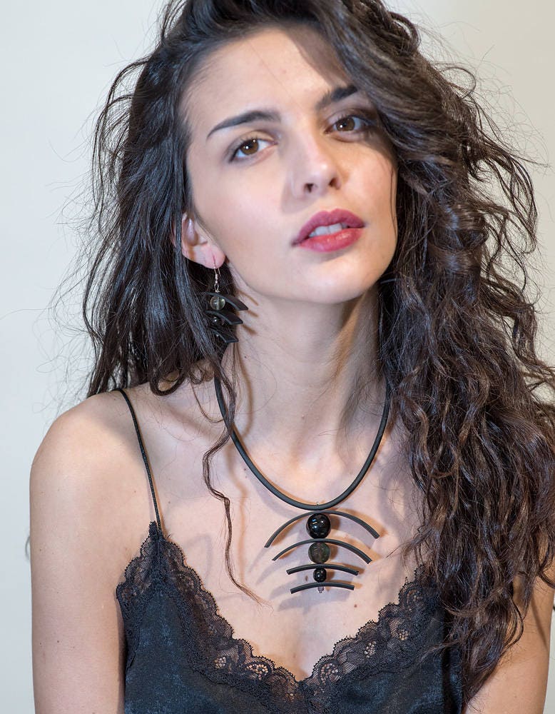 NECKLACE Murano glass handmade in Murano by Cesare Sent original made in Italy glass beads rubber tube fashion modern different crafts