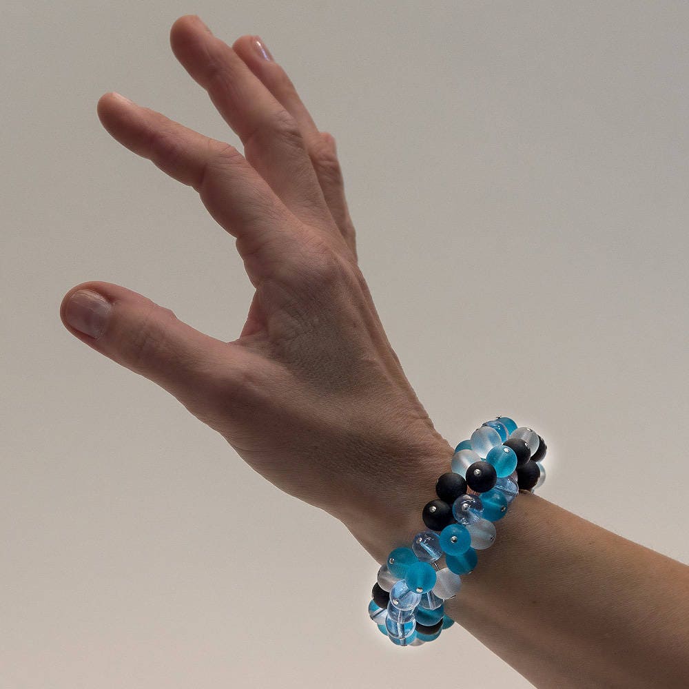 Murano glass bracelet made in Murano by Cesare Sent original made in Italy wonderful different elegant fashion crafts sanblasted shiny