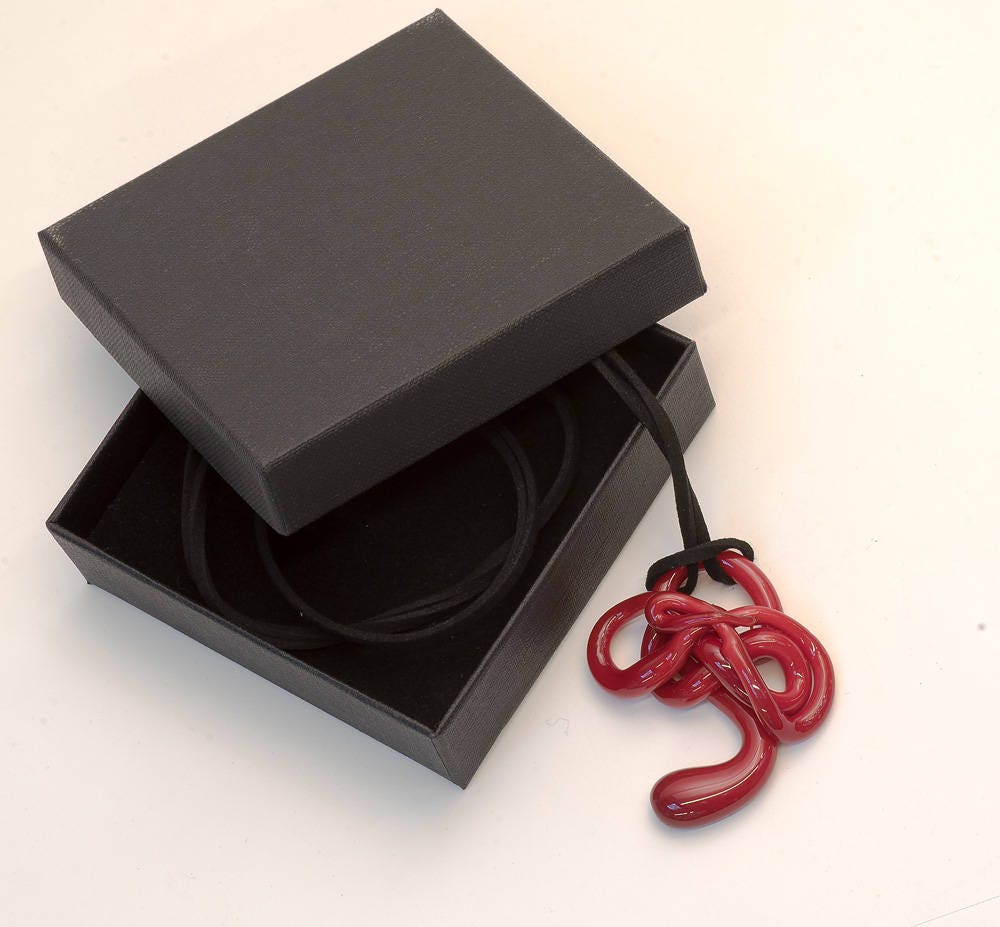 Red glass jewel, alcantara lace, adjustable length, Murano glass beads, Murano glass jewelry, summer fashion,italian design jewel, gift.