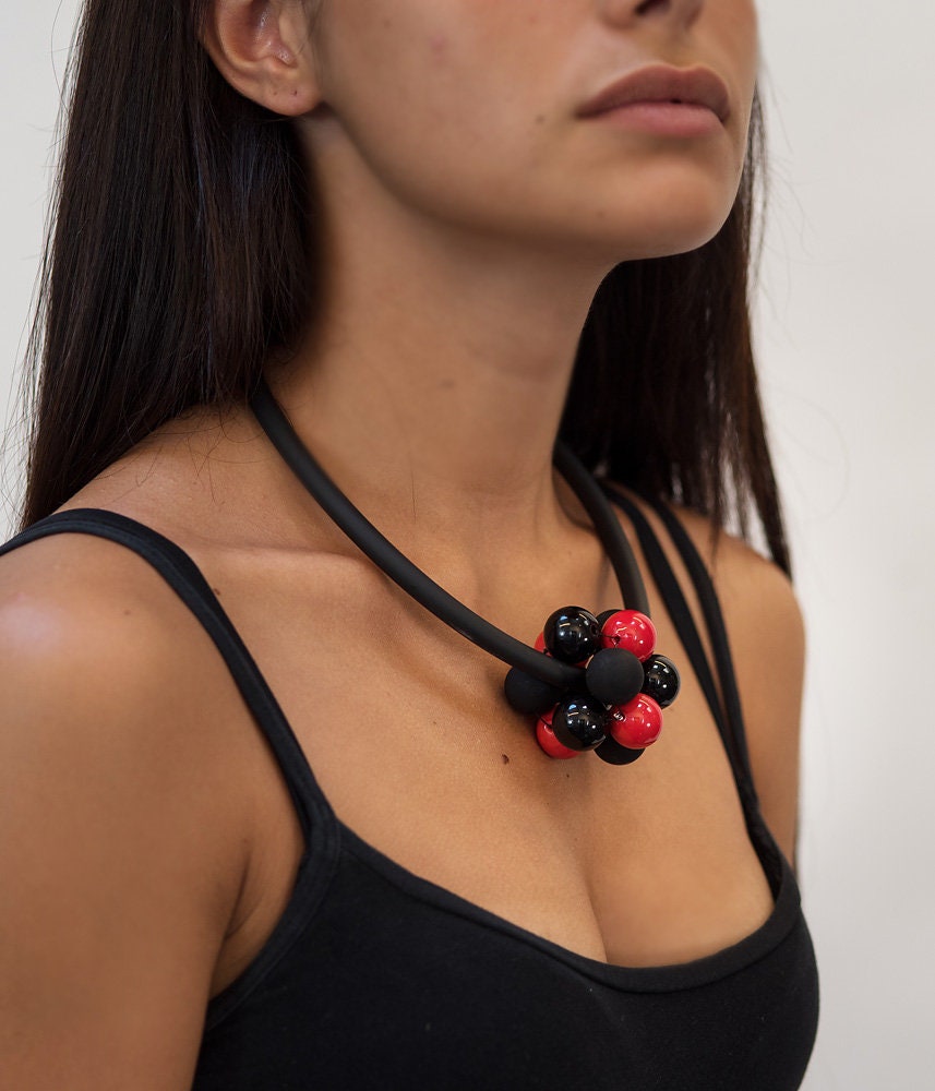 PAL Murano glass necklace handmade in Murano by Cesare Sent original made in italy different modern original crafts fashion jewely