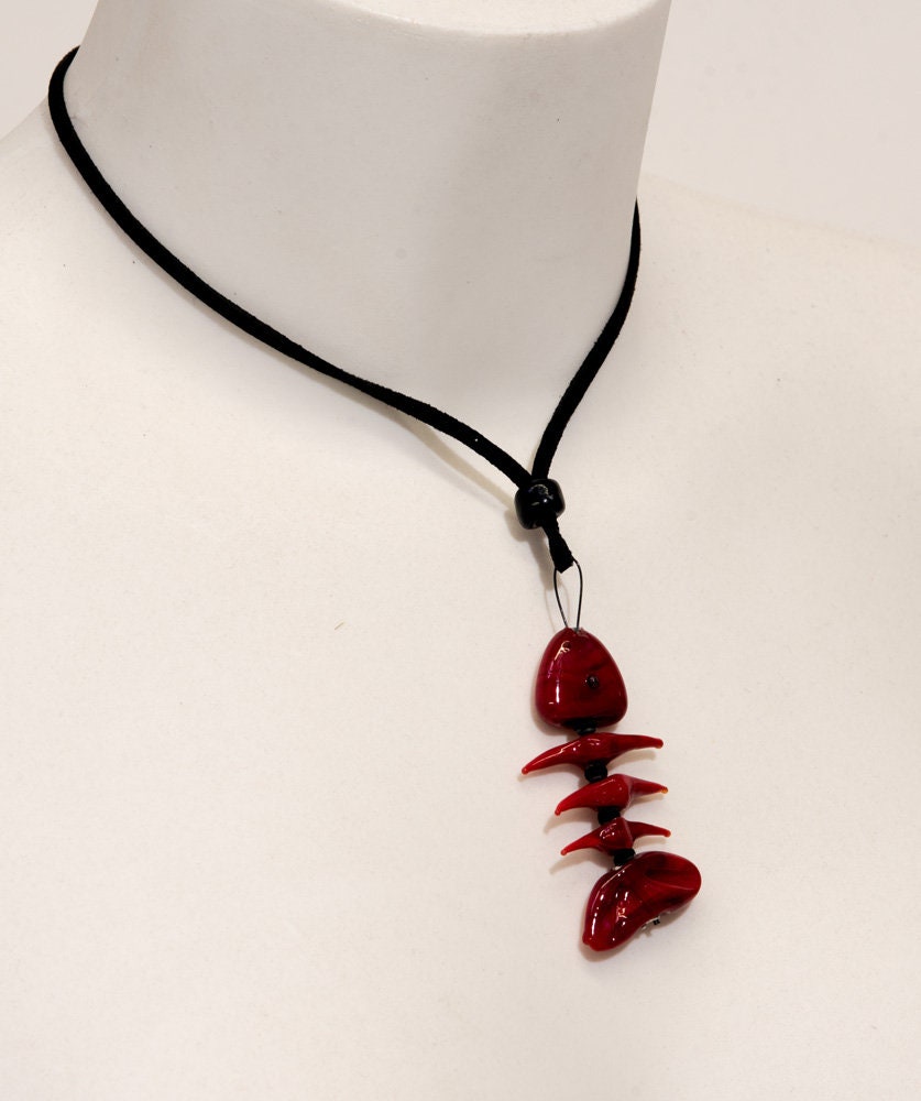 Murano glass jewel - fishbone - adjustable cord - funny jewel -