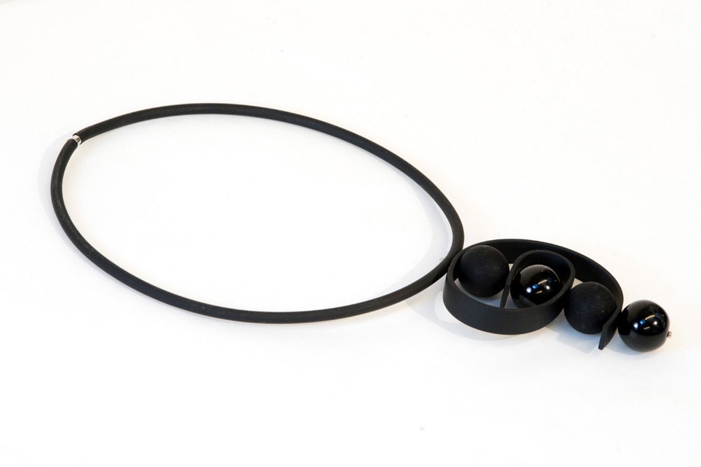 Murano glass necklace handmade in Murano by Cesare Sent original made in Italy fashion beautiful modern glass beads crafts handmade