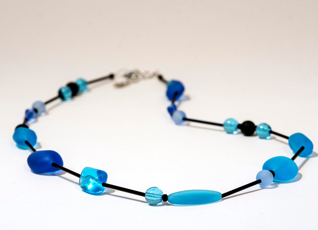 LAURA Murano glass necklace handmade in Murano by Cesare Sent original made in Italy fashion sandblasted beads crafts lampwork long necklace