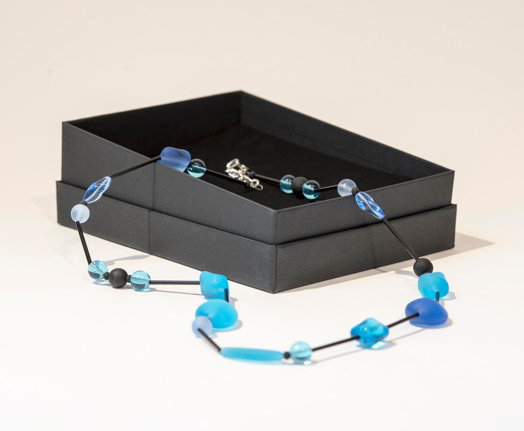 LAURA Murano glass necklace handmade in Murano by Cesare Sent original made in Italy fashion sandblasted beads crafts lampwork long necklace