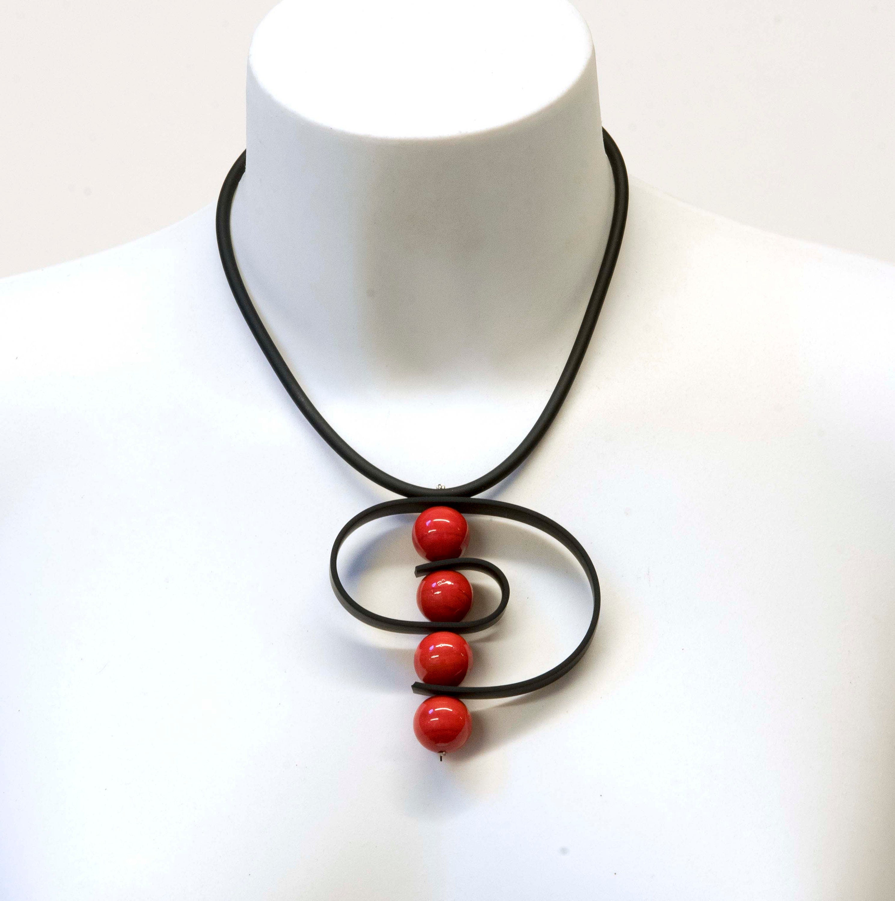 Murano glass necklace handmade in Murano by Cesare Sent original made in Italy fashion beautiful modern glass beads crafts handmade