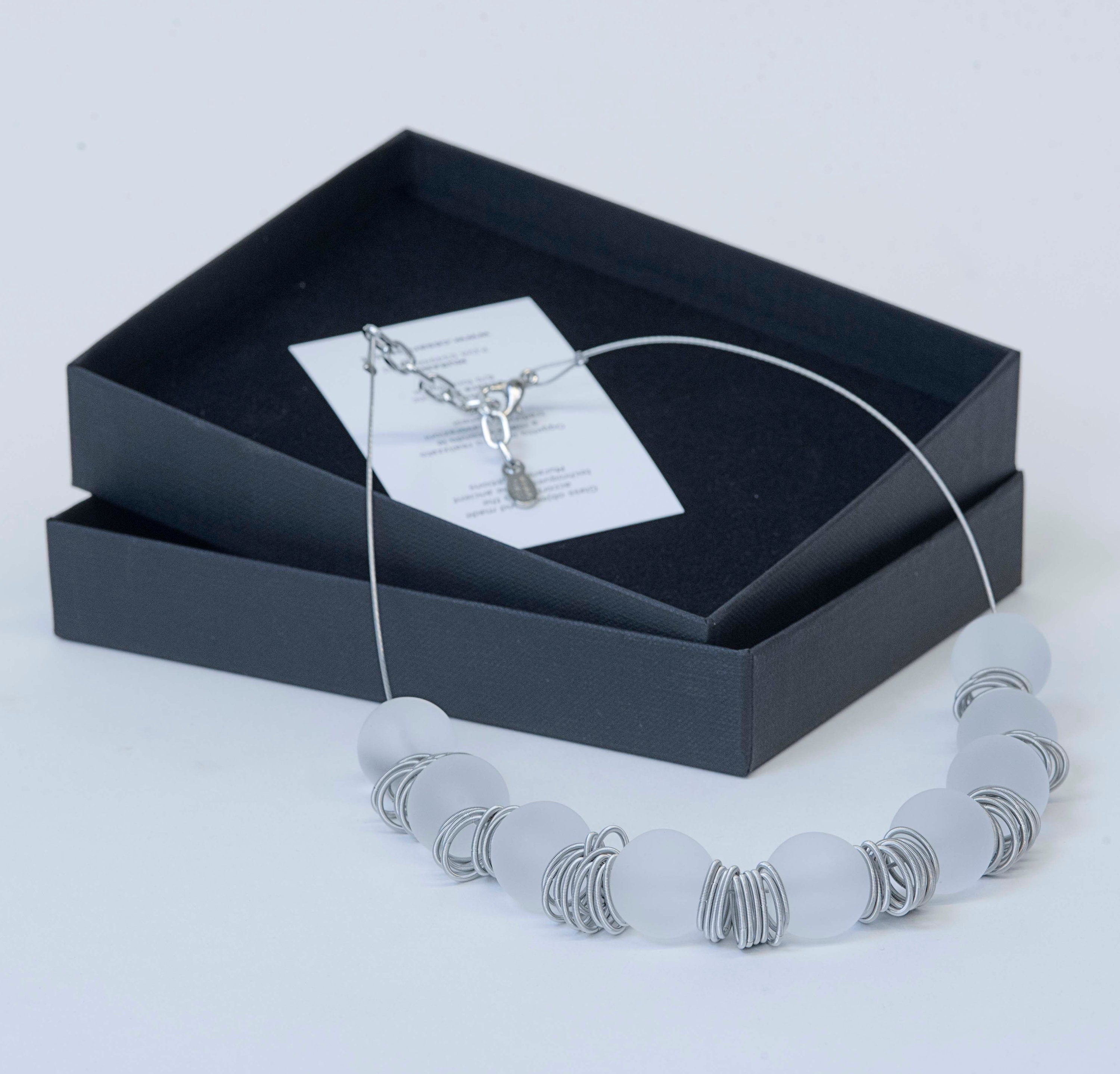 Necklace Murano glass jewelry - frosted beads by Cesare Sent - briedesmaid gift - engagement made in Italy fashion elegant modern crafts