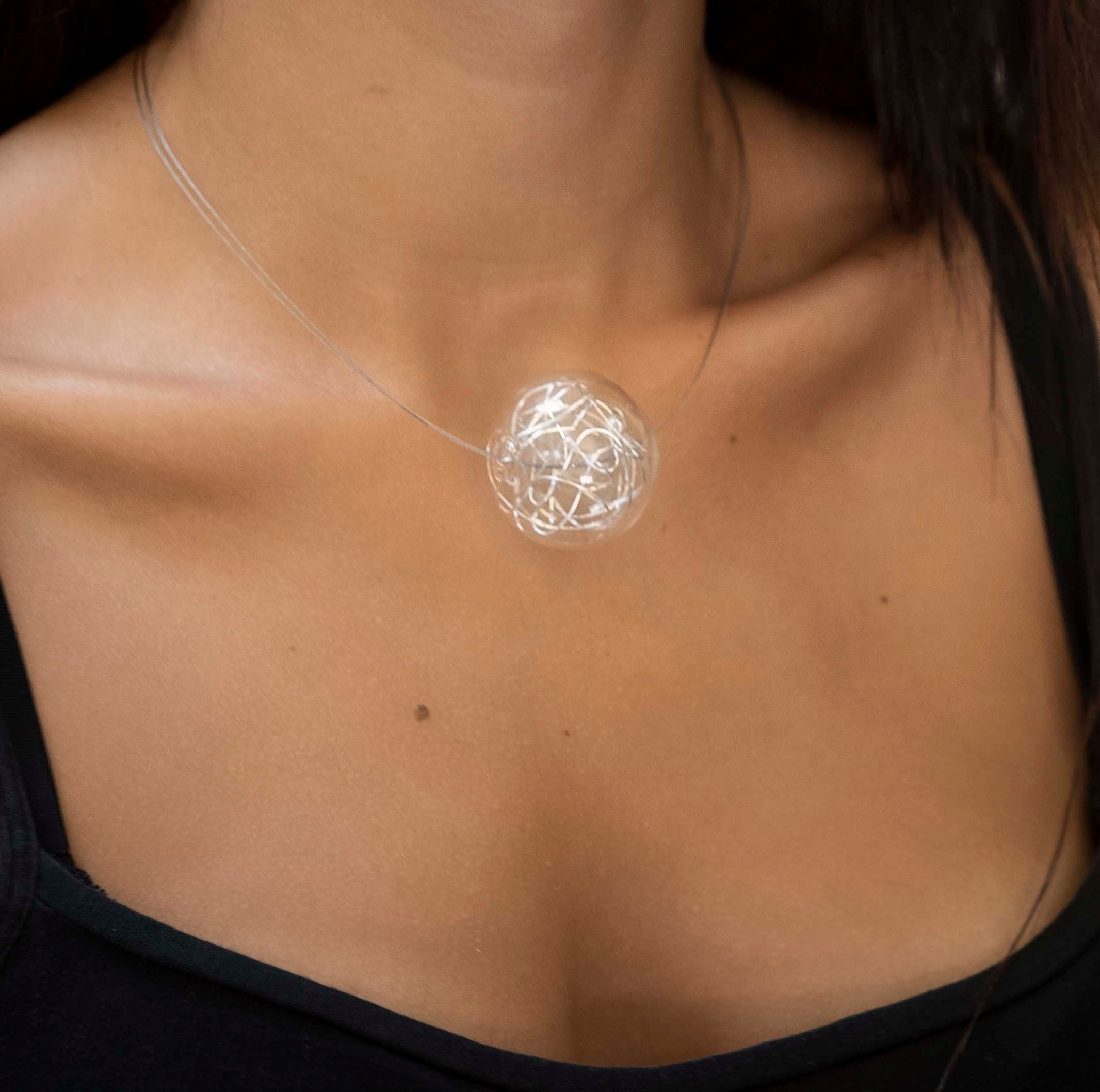 Metal wire blown glass necklace - Glass bubbles - Spheres - Statement necklace - Geometric - Abstract - Modern - Murano glass