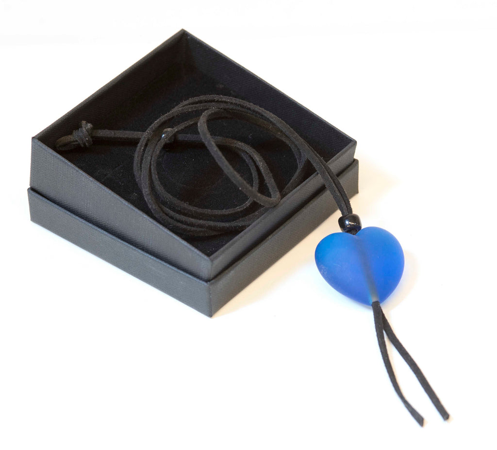 HEART Murano glass charm handmade in Murano by Cesare Sent original made in Italy fashion glass pendant, slim cord crafts nice dangling