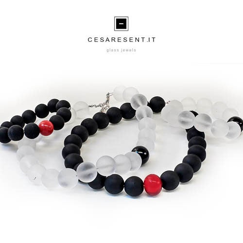 Murano glass necklace handmade in Murano by Cesare Sent original made in Italy big matt glass bedas elegant fashion crafts modern