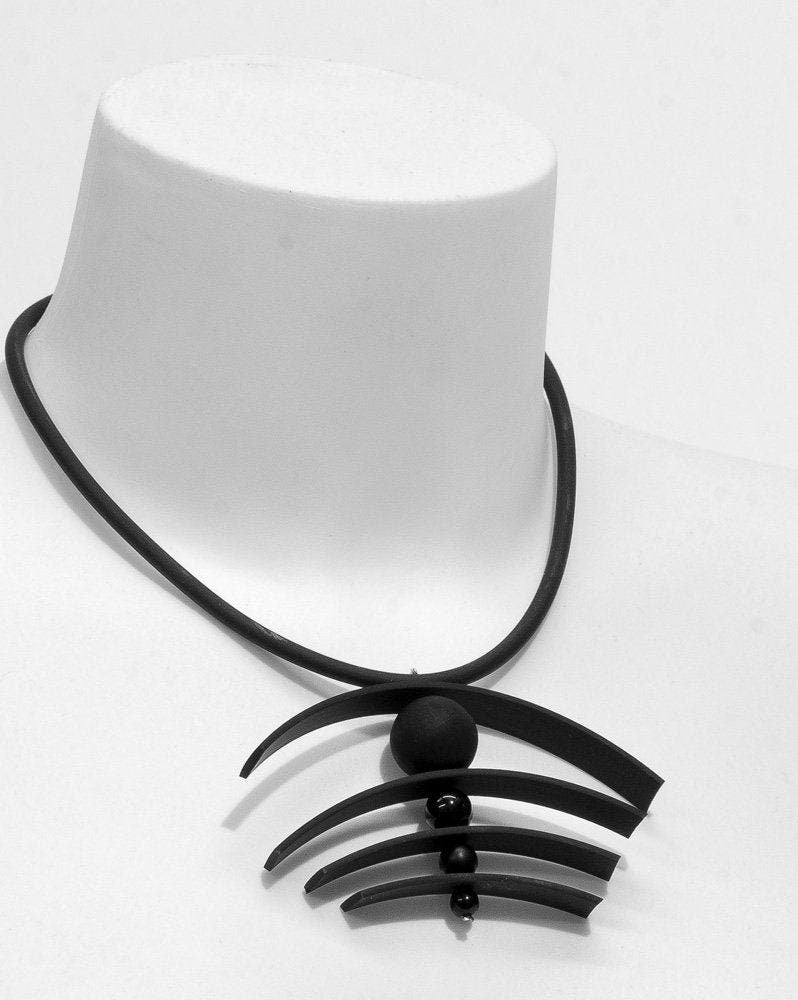 NECKLACE Murano glass handmade in Murano by Cesare Sent original made in Italy glass beads rubber tube fashion modern different crafts