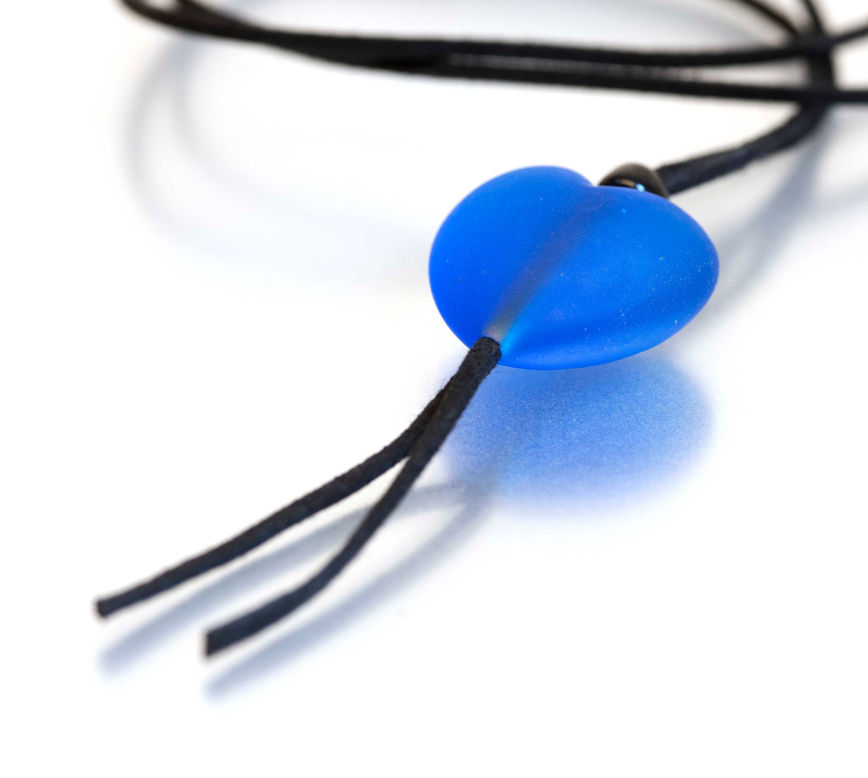 HEART Murano glass charm handmade in Murano by Cesare Sent original made in Italy fashion glass pendant, slim cord crafts nice dangling