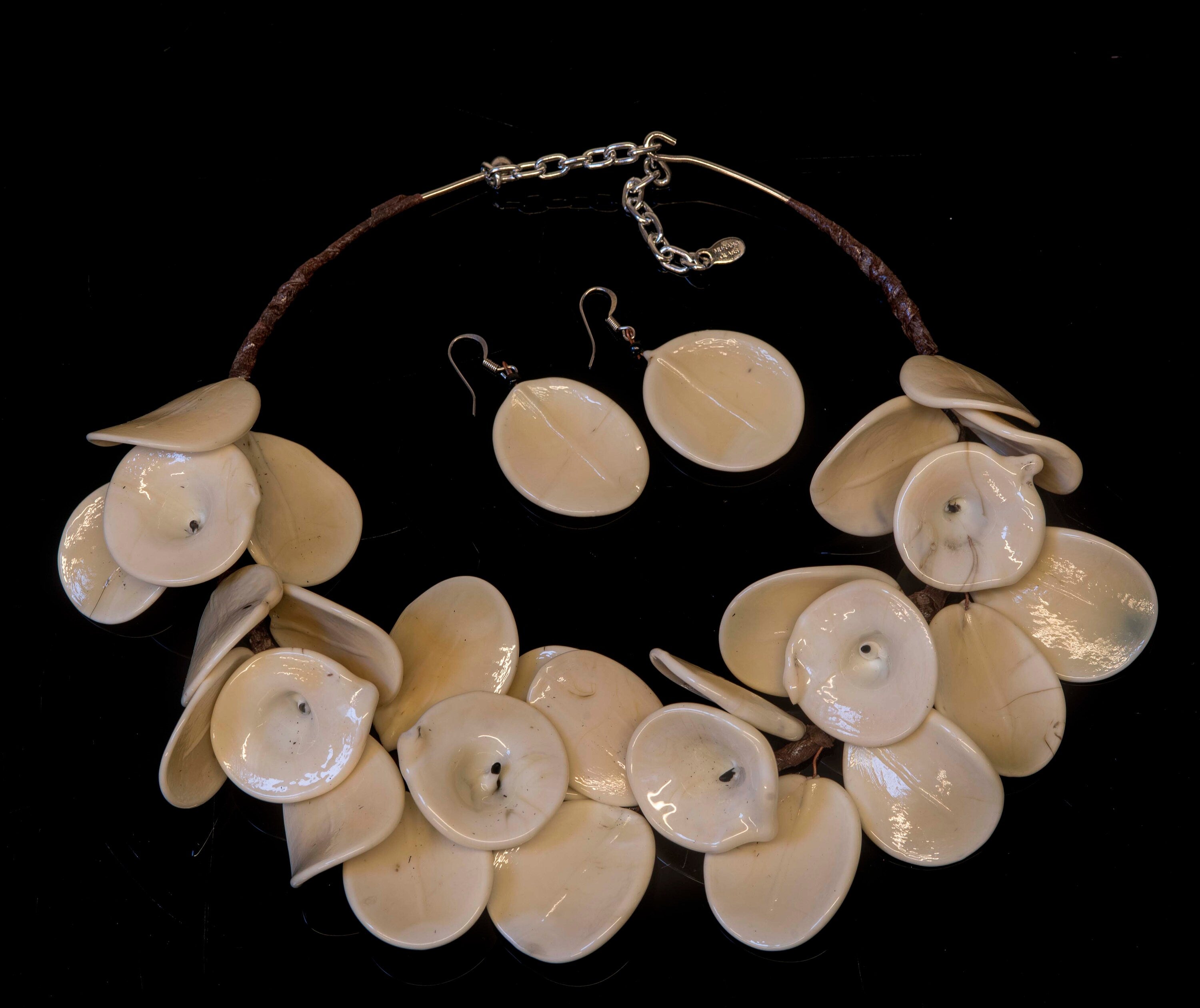 Glass necklace. Statement collier handmade.Traditional Venetian technique. Murano glass leafs. Winter fashion. Sculptural ornament. Italy