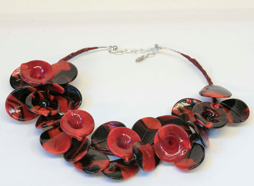 Calla Murano glass necklace original made in Italy wonderful choker glass flowers crafts elegant jewellery Phone essential to ship.