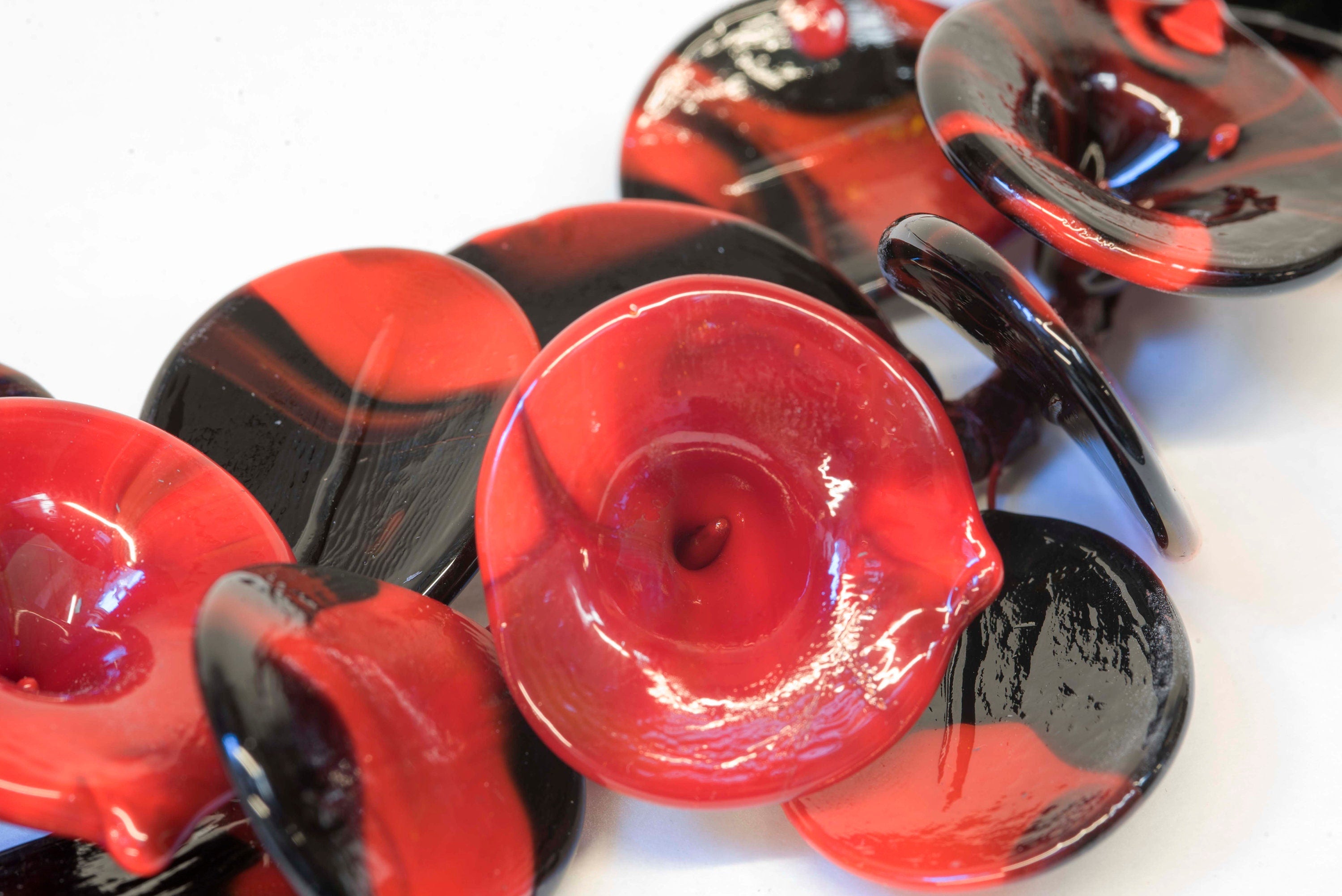 Calla Murano glass necklace original made in Italy wonderful choker glass flowers crafts elegant jewellery Phone essential to ship.