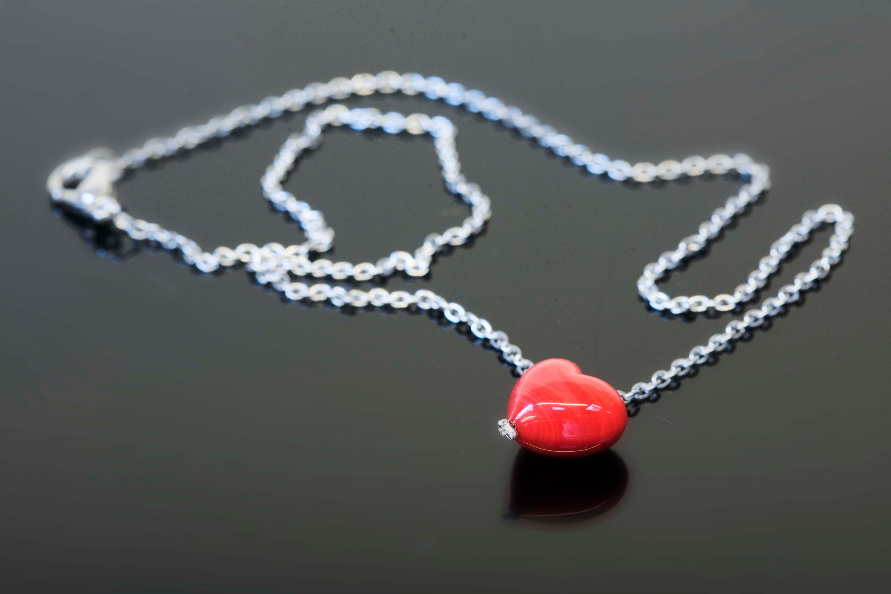 heart-shaped glass pendant - stainless steel chain - matching earrings - Murano glass - dangling