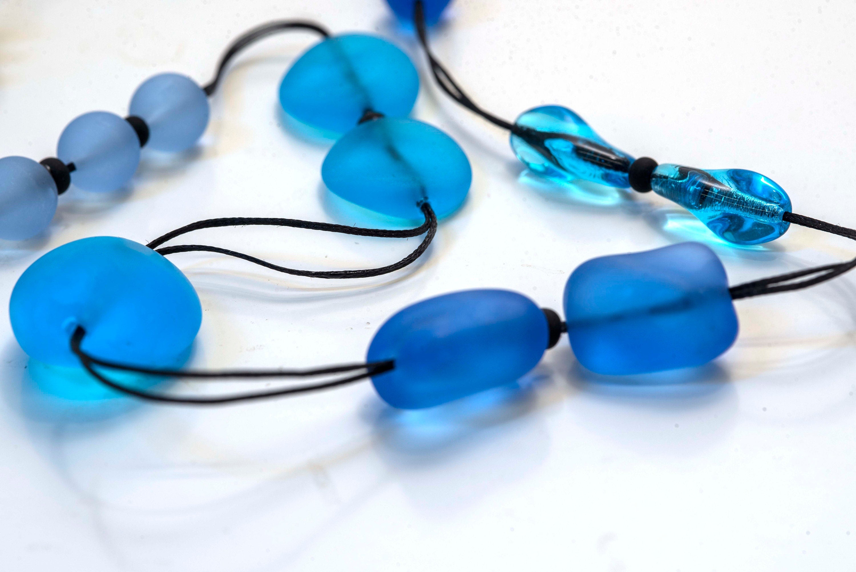 Murano glass necklace, glass necklace, Murano jewelry, Made in Italy, Cesare Sent original sandblasted beads crafts lampwork long necklace