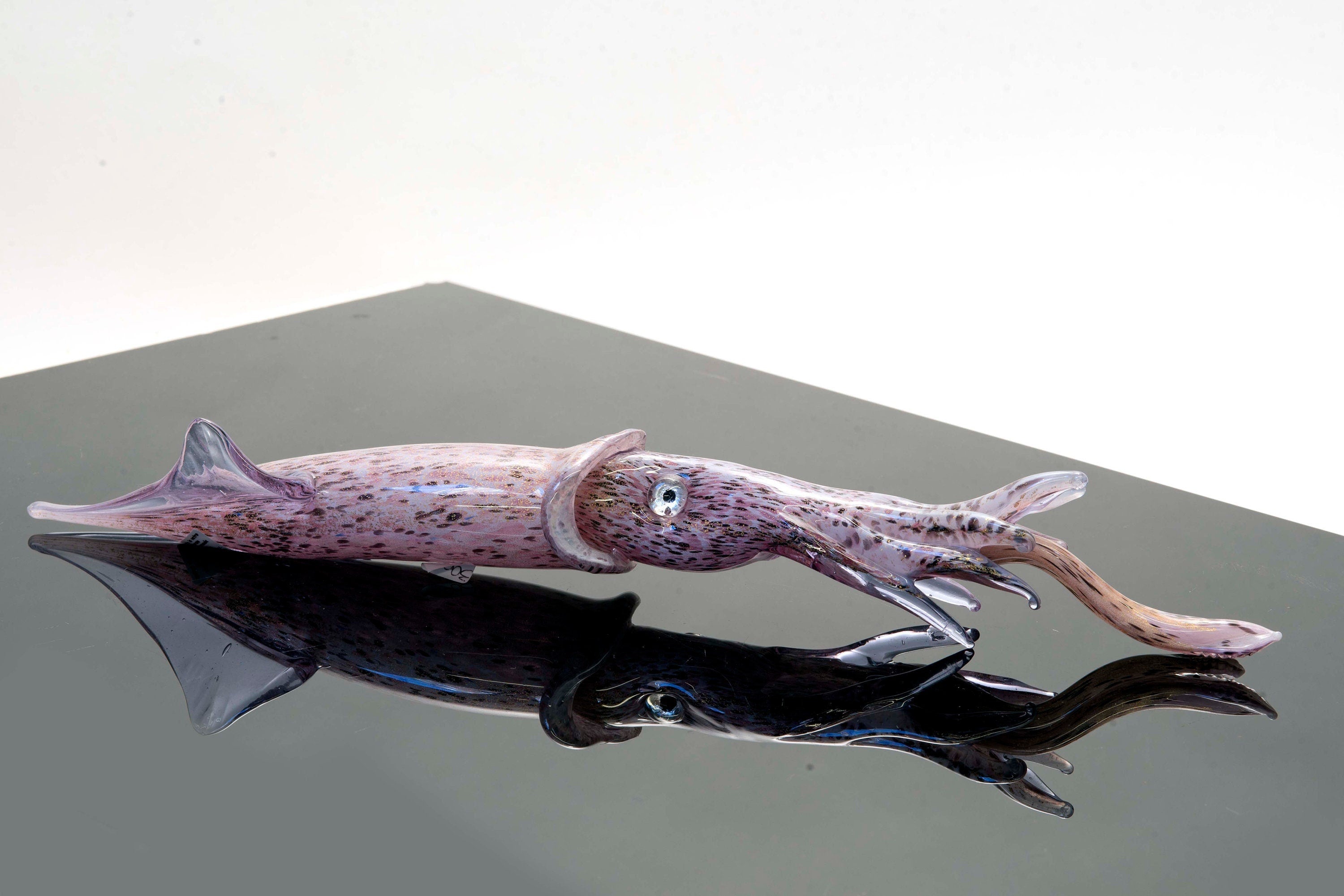 Squid in Murano glass. Realistic realization in glass .Sculpture of the glass master.