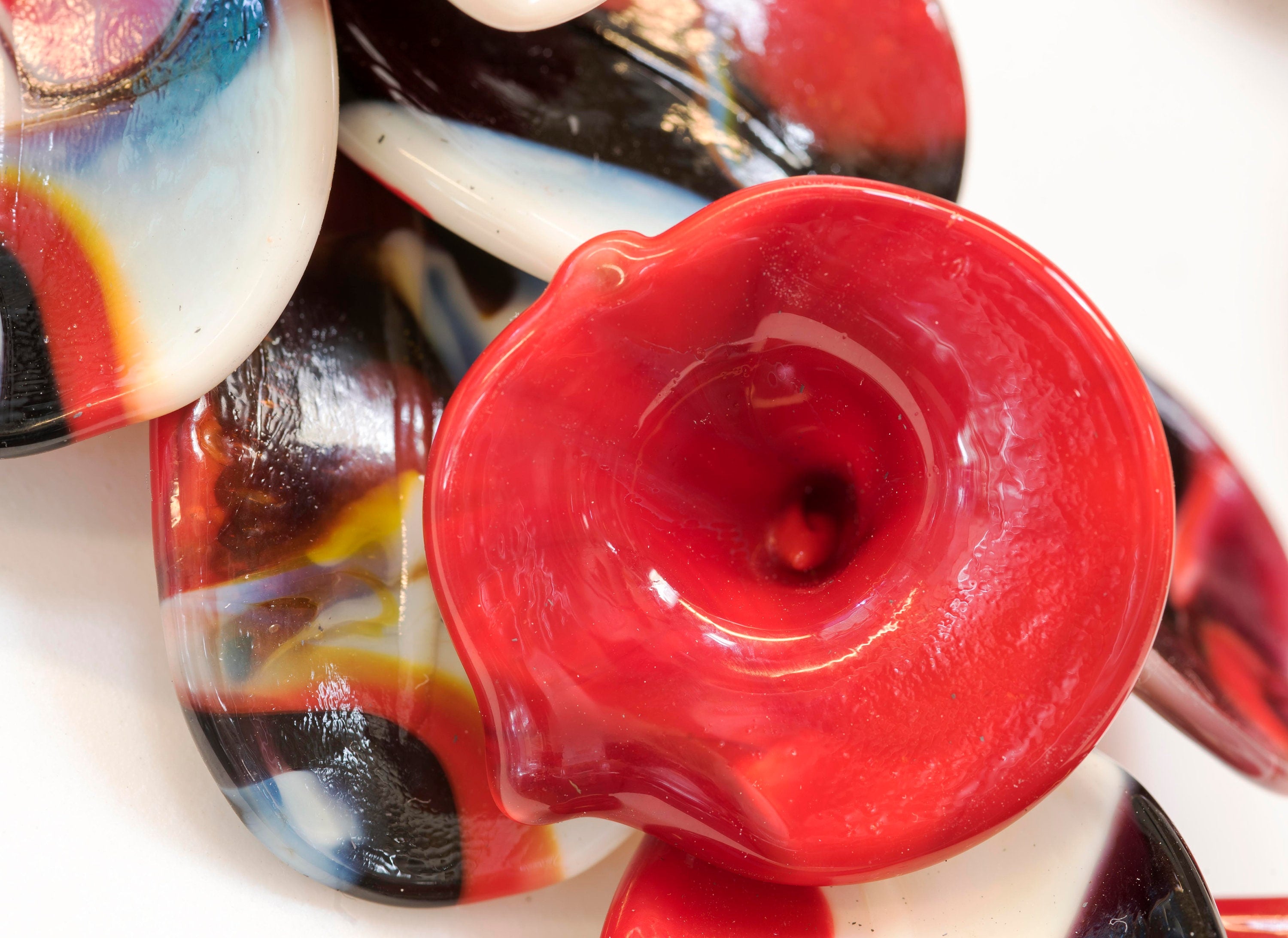 Murano glass necklace handmade original made in Italy wonderful necklace glass flowers crafts elegant jewellery Phone essential to ship.