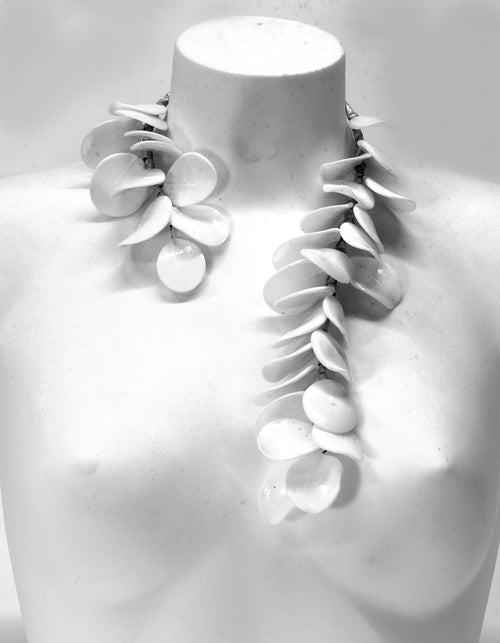 Murano glass necklace handmade in Murano by Cesare Sent original made in Italy wonderful necklace glass flowers crafts elegant jewellery.