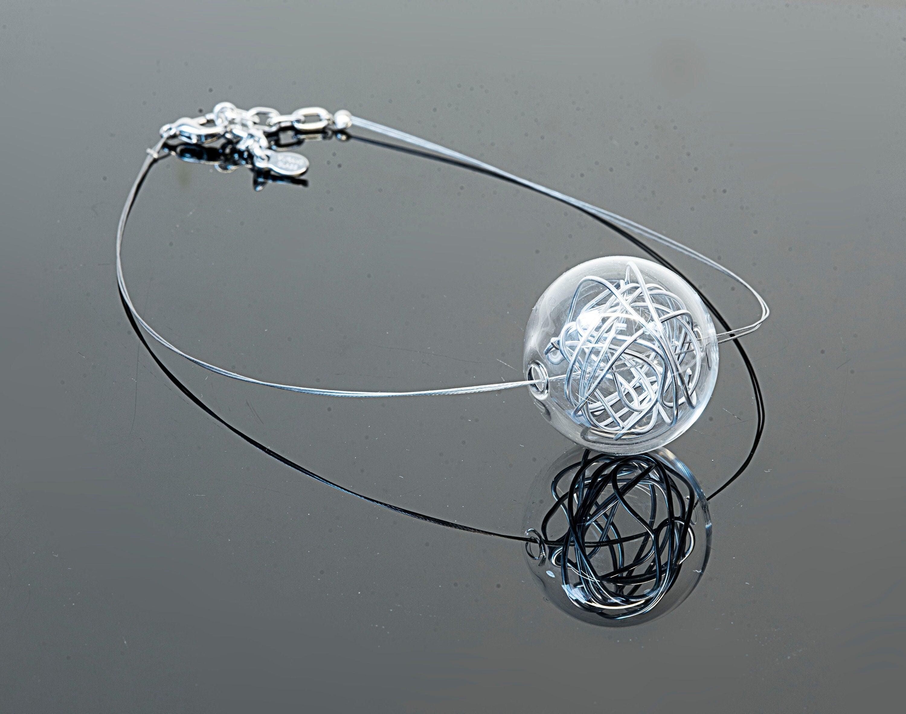 Metal wire blown glass necklace - Glass bubbles - Spheres - Statement necklace - Geometric - Abstract - Modern - Murano glass - blowed bead