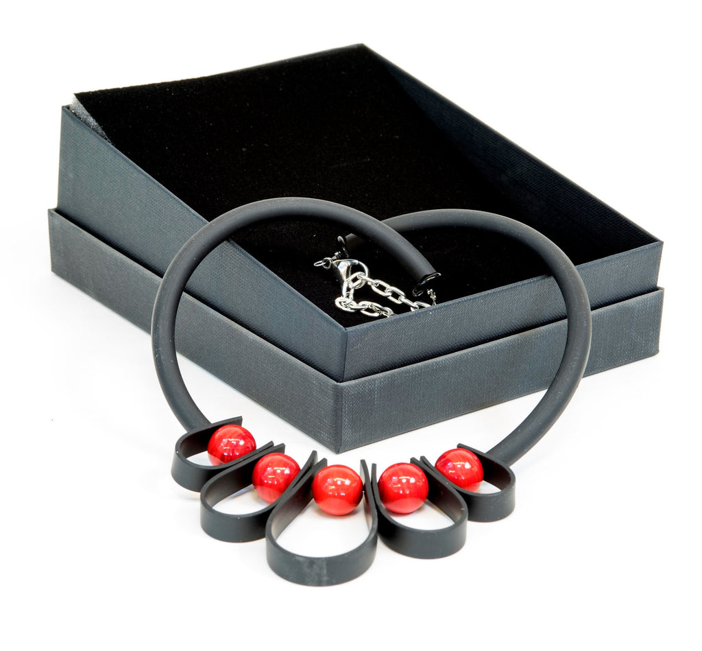 NECKLACE Murano glass handmade in Murano by Cesare Sent original made in Italy glass beads rubber tube fashion modern different crafts