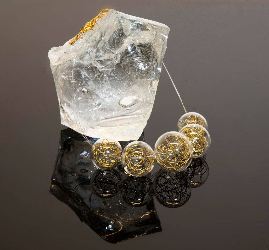 Necklace with gold/metal wire inside in blown glass - Glass bubbles - Spheres - Statement necklace - Geometric Phone essential to ship.