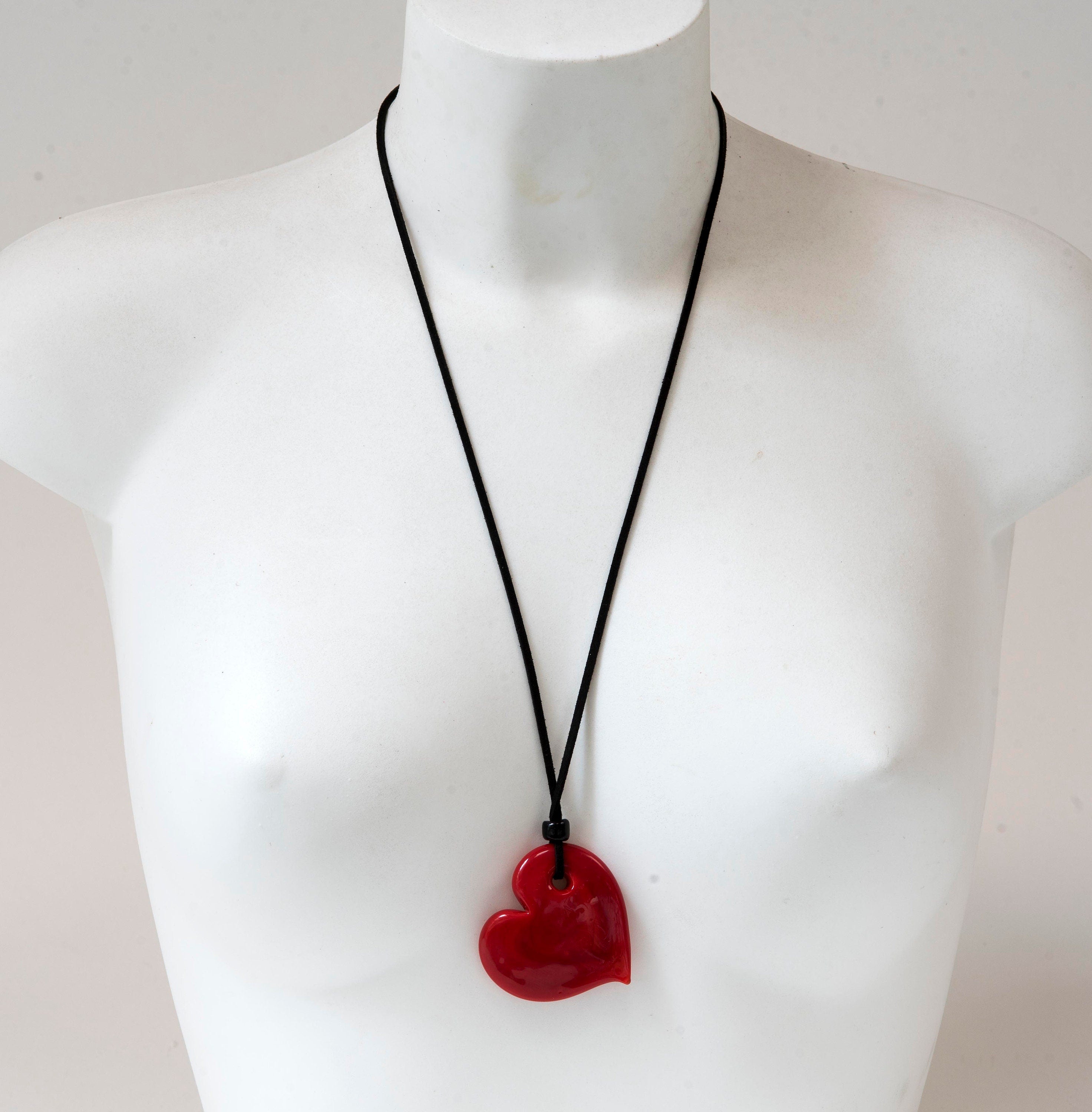 Heart Murano glass pendent - love gift for lady and girl -Red glass pendant, alcantara lace, Murano glass jewelry, summer fashion, gift.