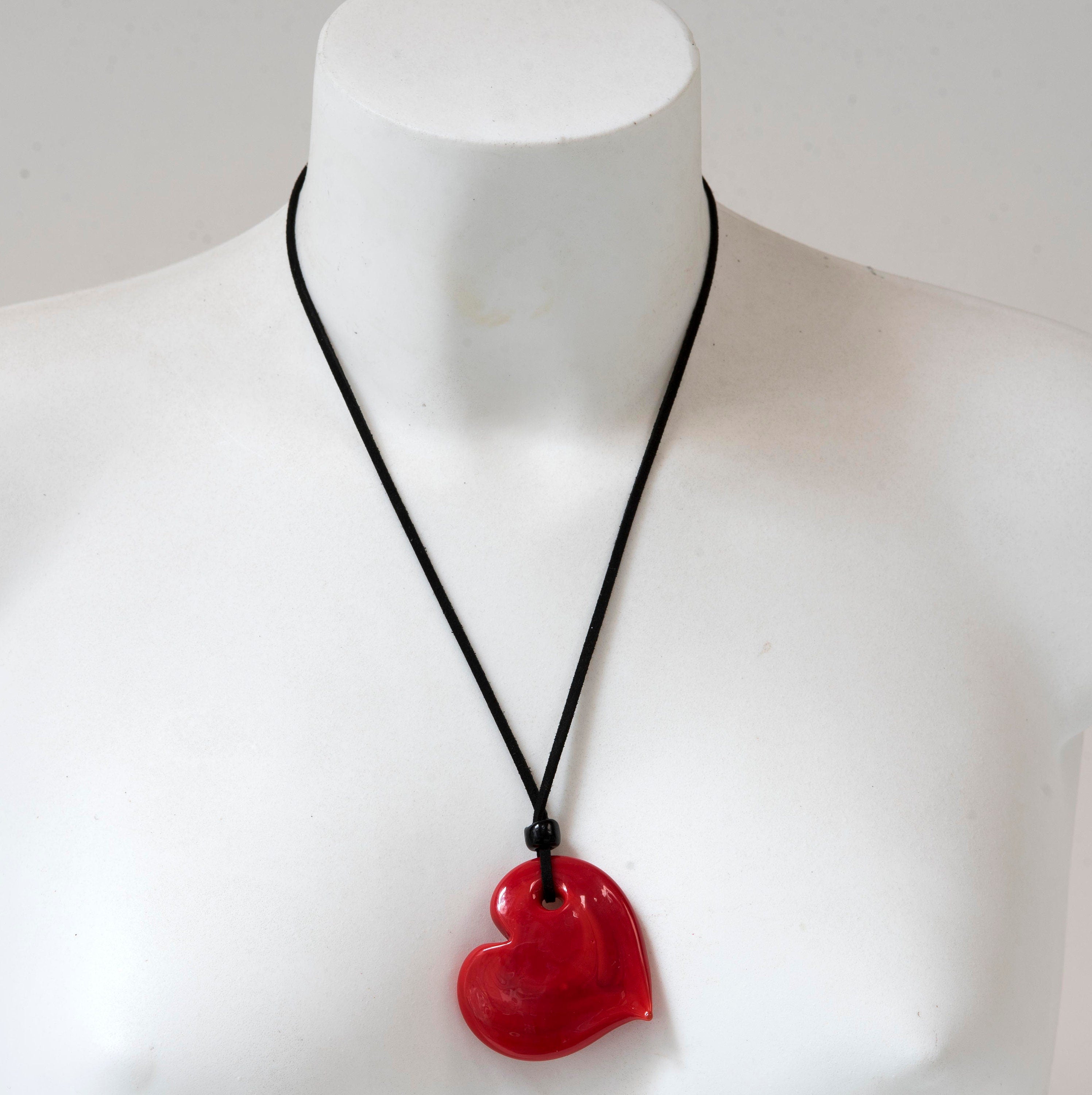Heart Murano glass pendent - love gift for lady and girl -Red glass pendant, alcantara lace, Murano glass jewelry, summer fashion, gift.