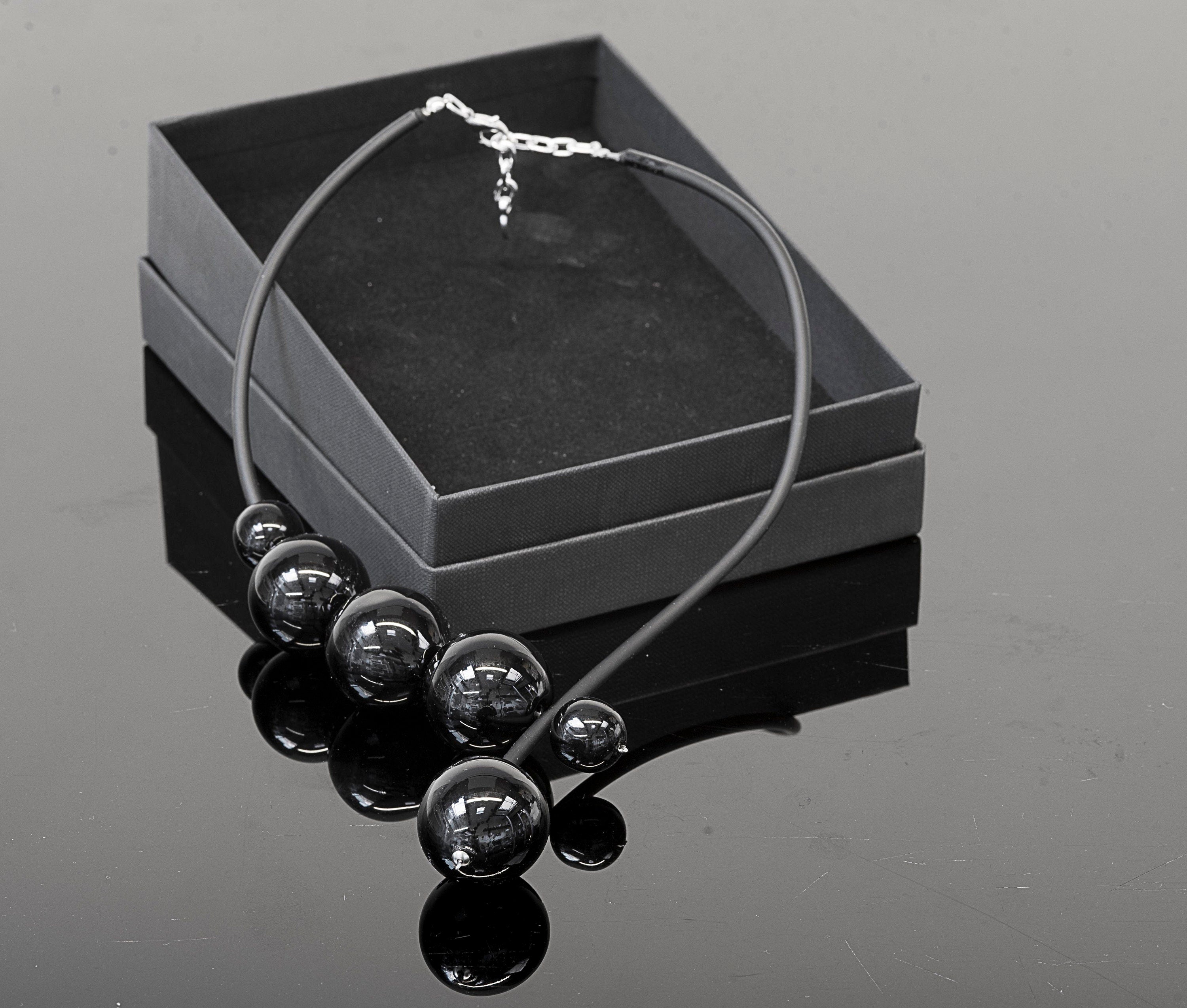 Blown glass necklace -Glass bubbles - Spheres - transparent beads - statement necklace - necklace - Murano glass- Murano necklace