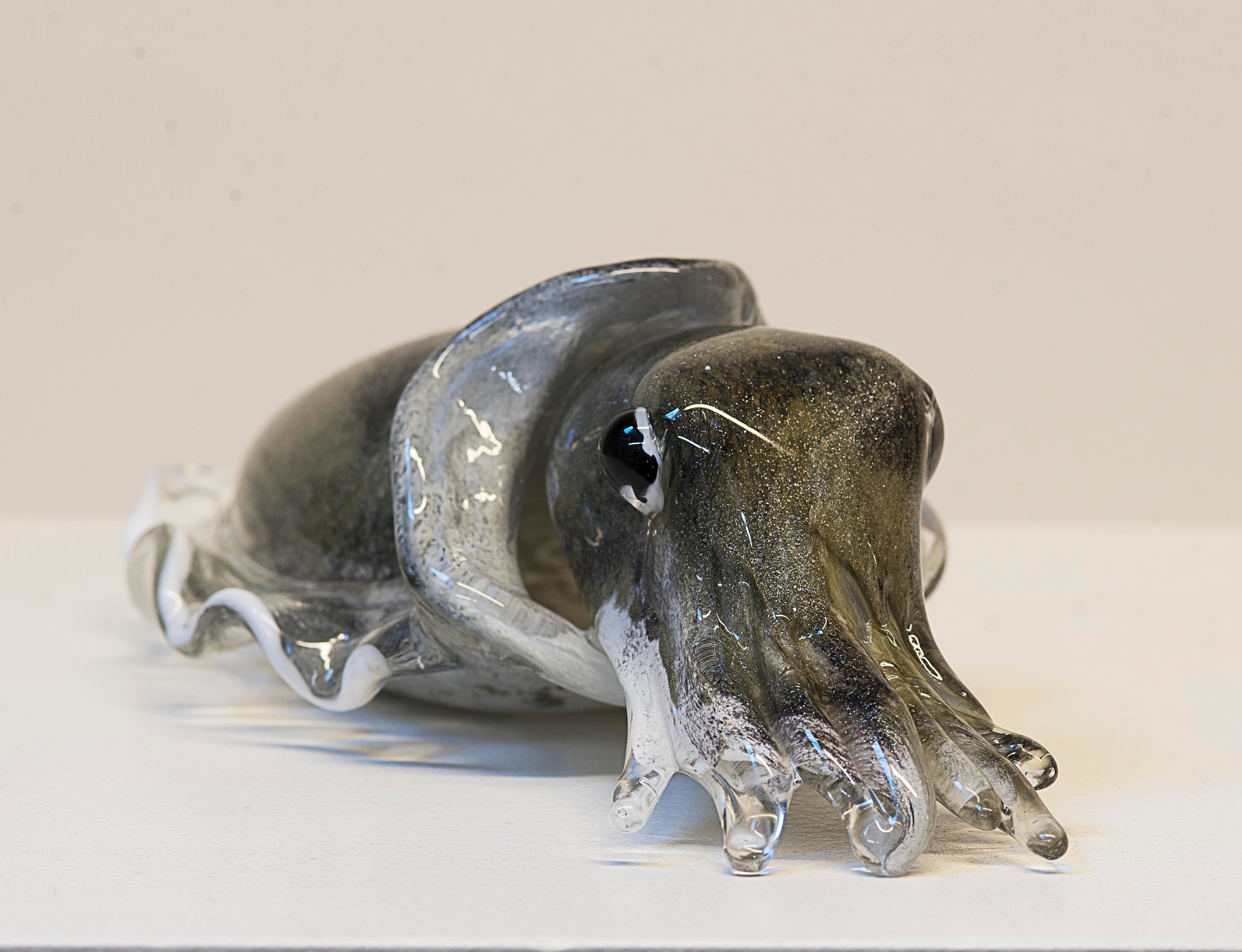 Phone essential to ship.