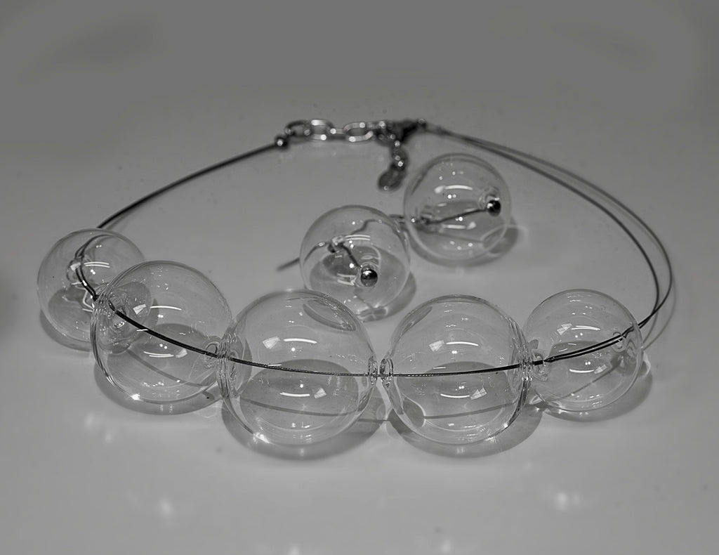 Blowed glass necklace - Glass bubbles - Spheres - Statement necklace - Geometric - Abstract - Modern - Murano glass - Sent Murano