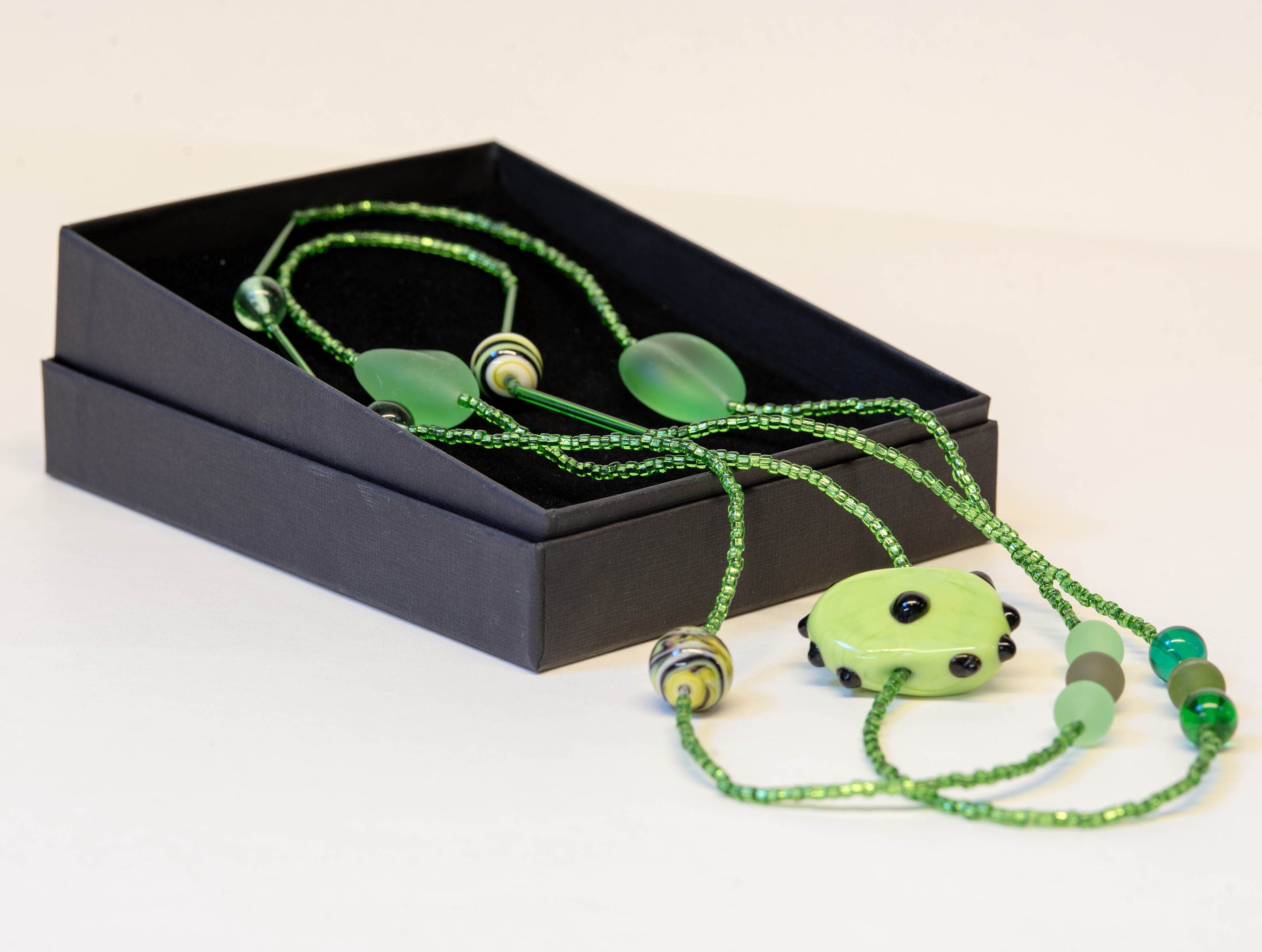 Murano glass necklace, glass necklace, Murano jewelry, Made in Italy, Cesare Sent original sandblasted beads crafts lampwork long necklace