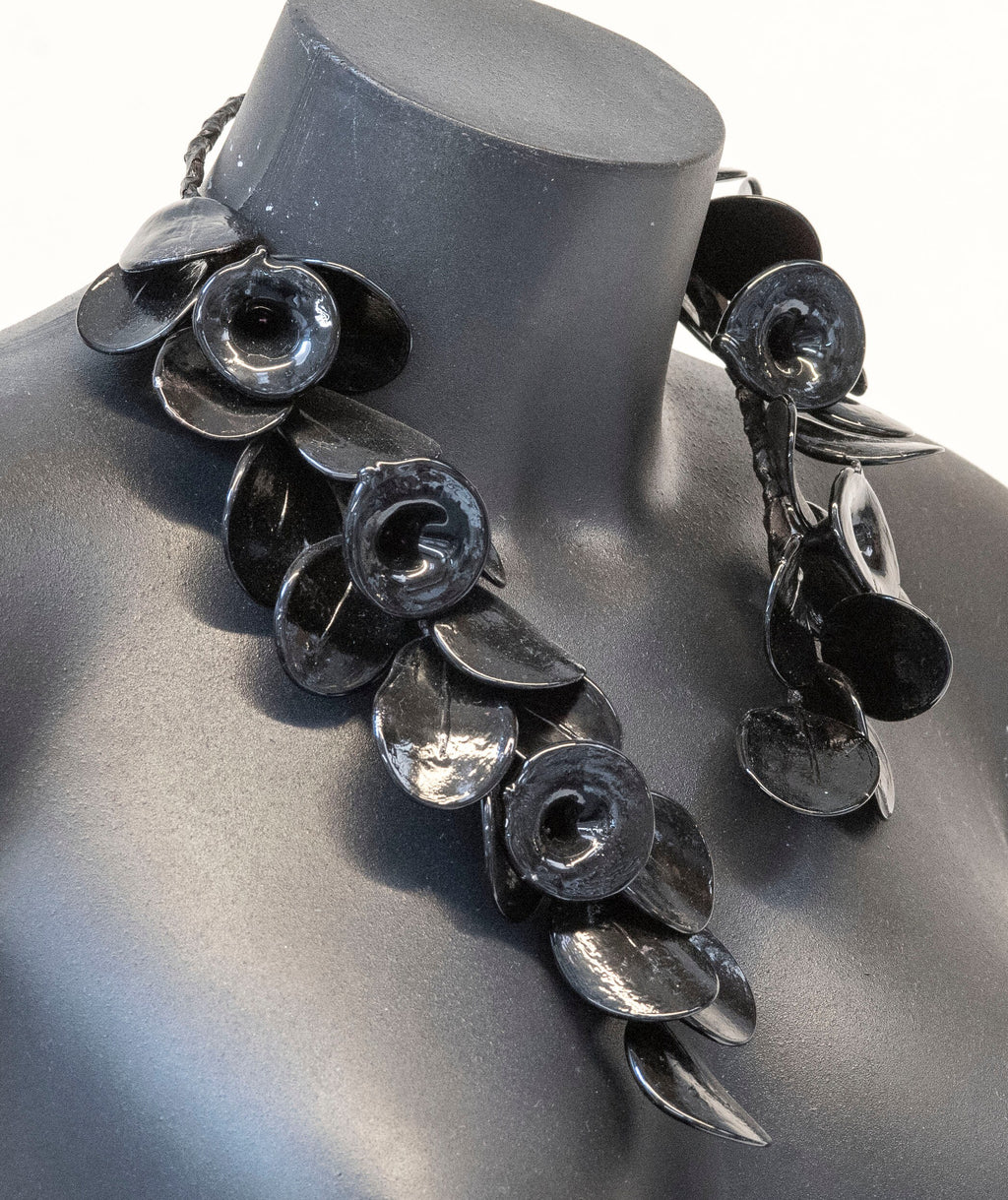 Murano glass necklace handmade in Murano by Cesare Sent original made in Italy wonderful necklace glass flowers crafts elegant jewellery.