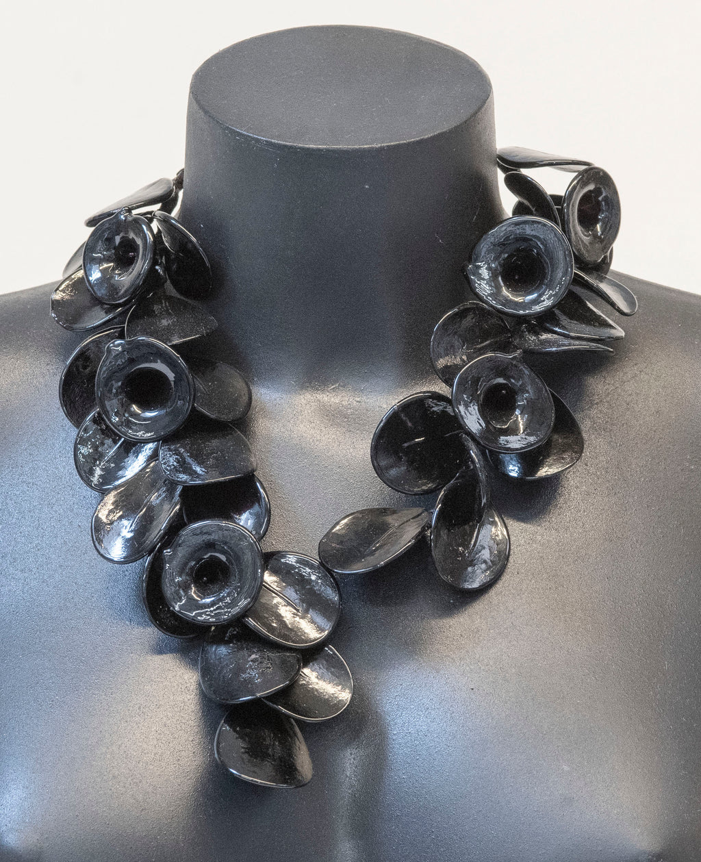 Murano glass necklace handmade in Murano by Cesare Sent original made in Italy wonderful necklace glass flowers crafts elegant jewellery.