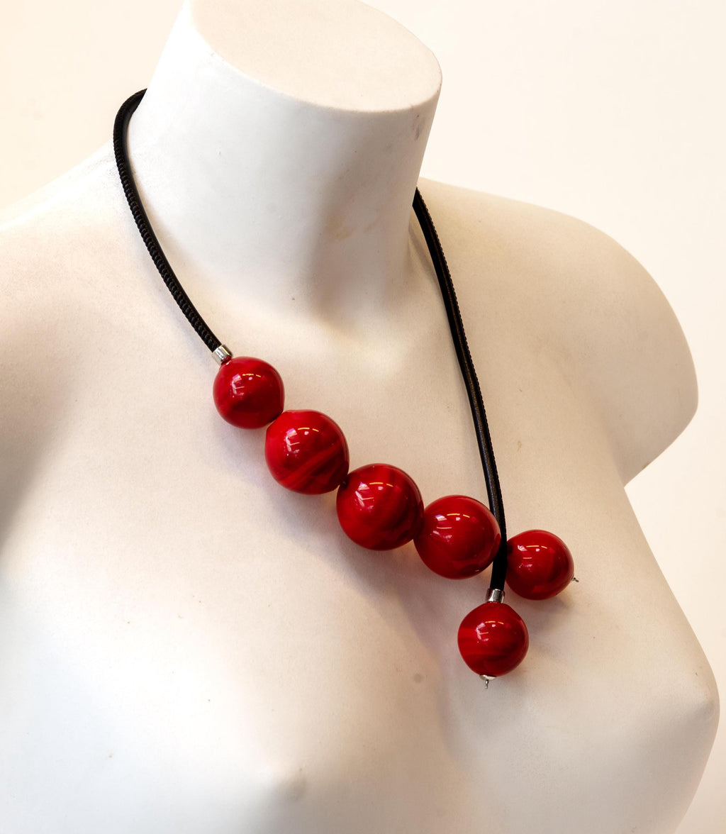 Blown glass necklace -Glass bubbles - Spheres - transparent beads - statement necklace - necklace - Murano glass- Murano necklace red