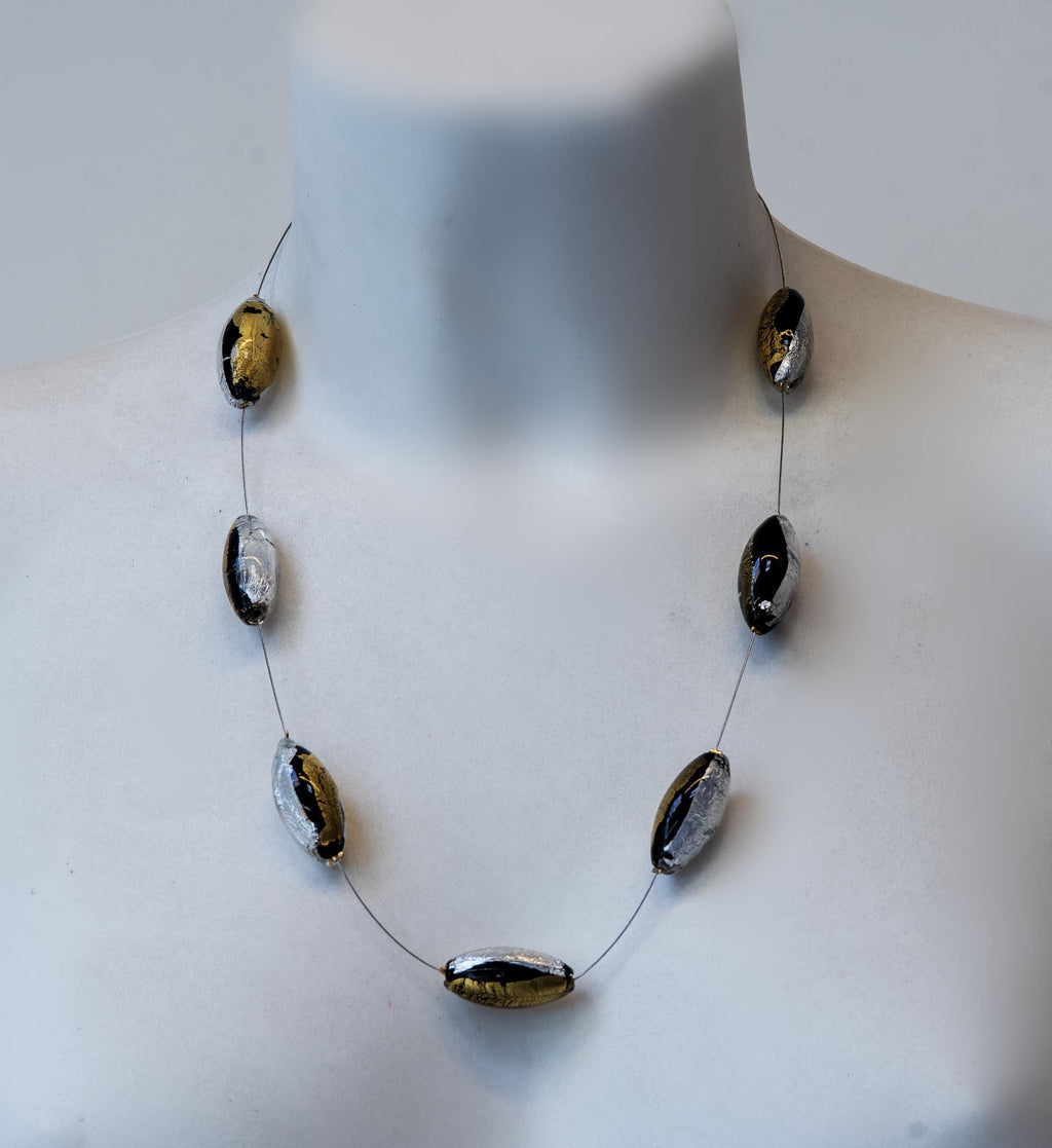 Glass necklace necklace handmade in Murano with gold and silver leaf 24 Kt elegant refined lampworking fashion jewelery statement necklace