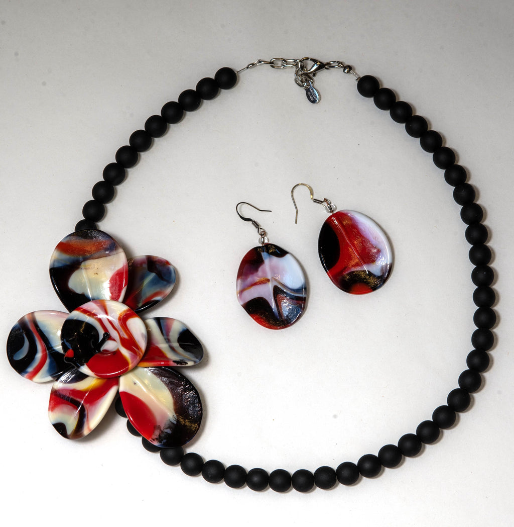 Murano Glass Necklace | Black Matte Beads & red Flower Pendant | Venetian Handmade Jewelry | Elegant Gift