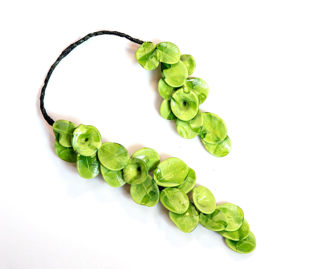 Murano glass necklace handmade original made in Italy wonderful necklace glass flowers crafts elegant jewelleryPhone essential to ship.