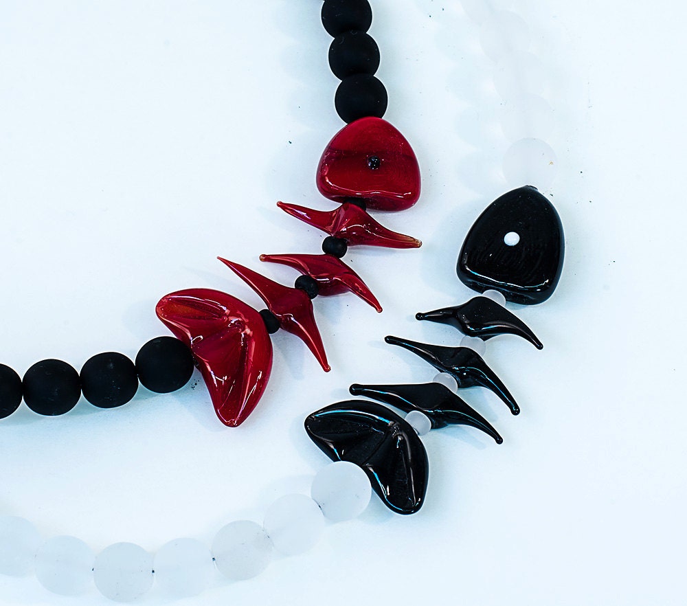 Murano glass necklace made in Murano by Cesare Sent original made in Italy differnet necklace handmade lampworking funny fashion