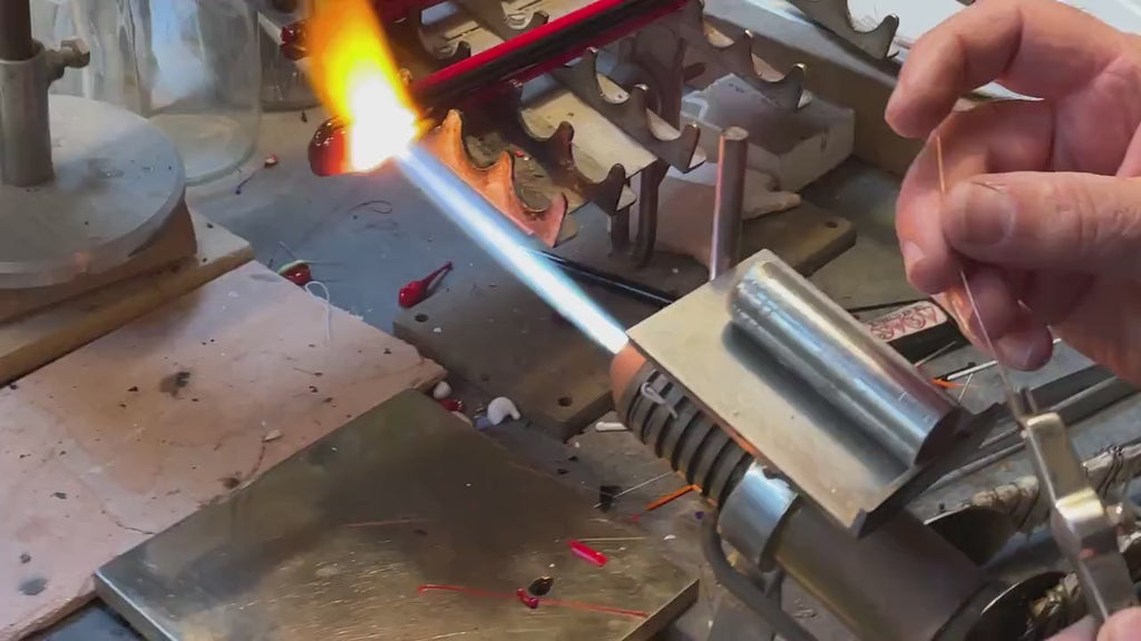 Murano glass necklace handmade  original made in Italy wonderful necklace  glass flowers crafts elegant jewelleryPhone essential to ship.