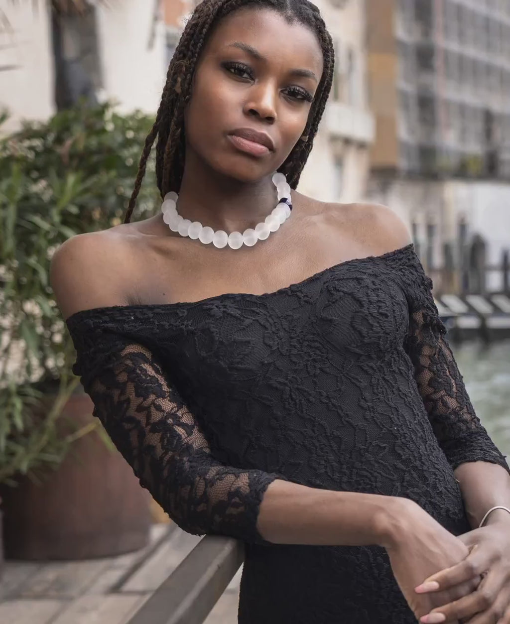 Murano glass necklace handmade in Murano by Cesare Sent original made in Italy  big matt glass bedas elegant fashion crafts modern