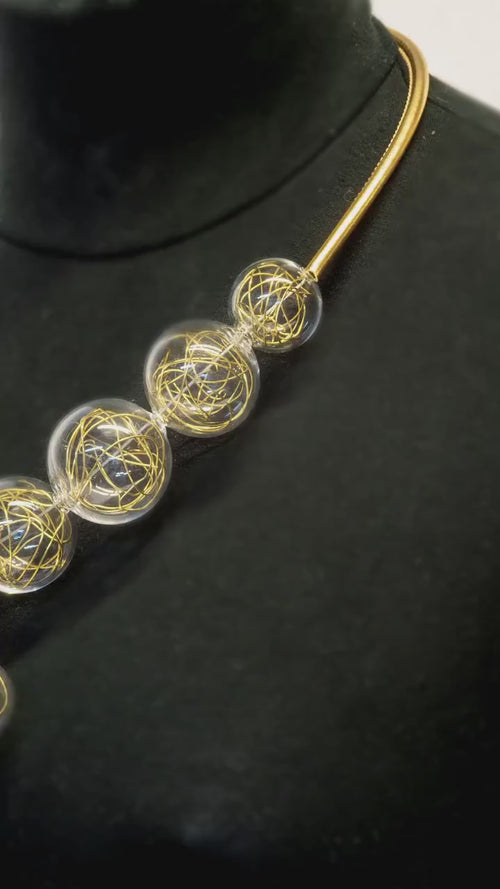 Necklace with gold wire inside in blown glass - Glass bubbles - Spheres - Statement necklace - Geometric - Abstract - Modern - Murano glass